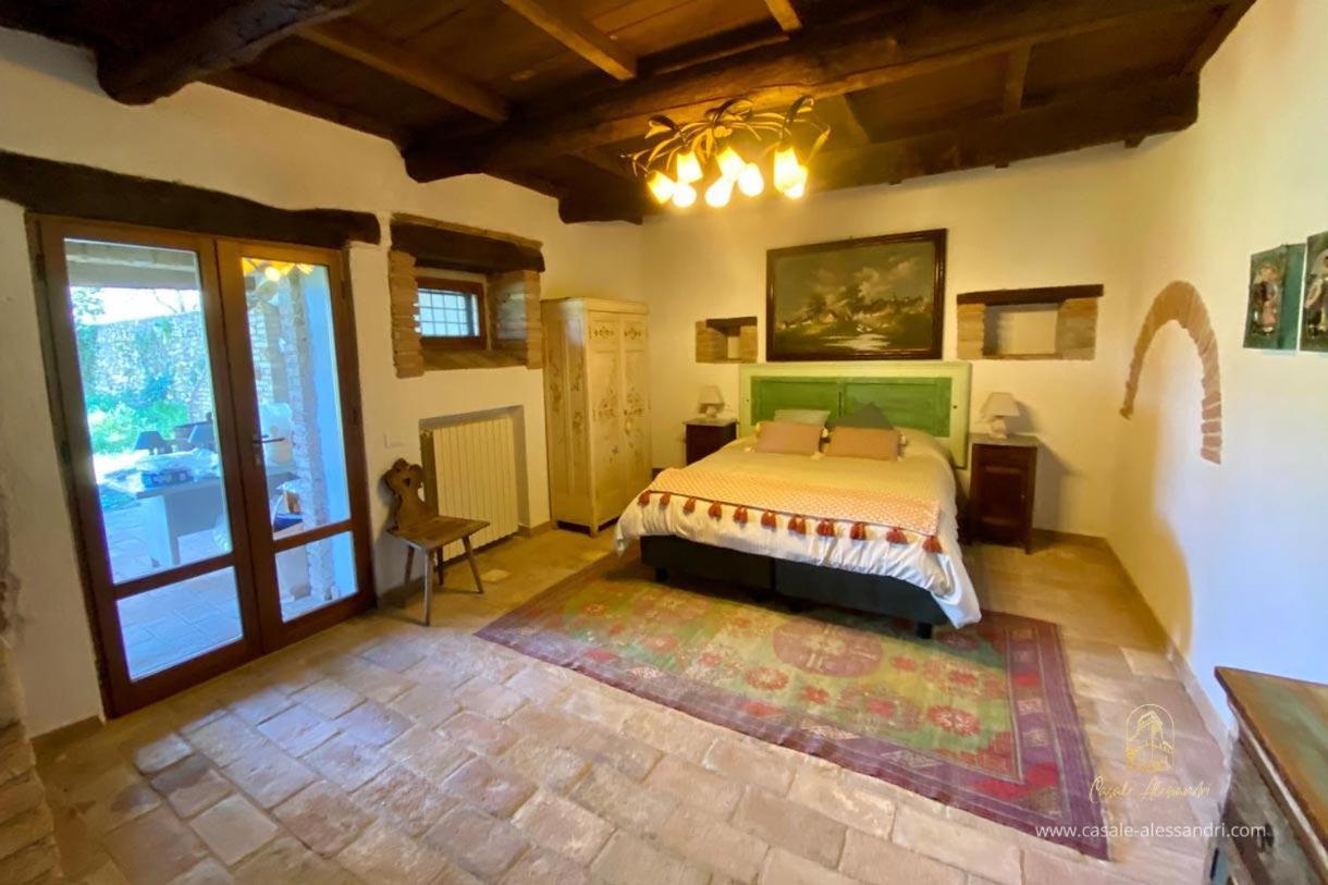 Casale Alessandri Massa Martana Bagian luar foto