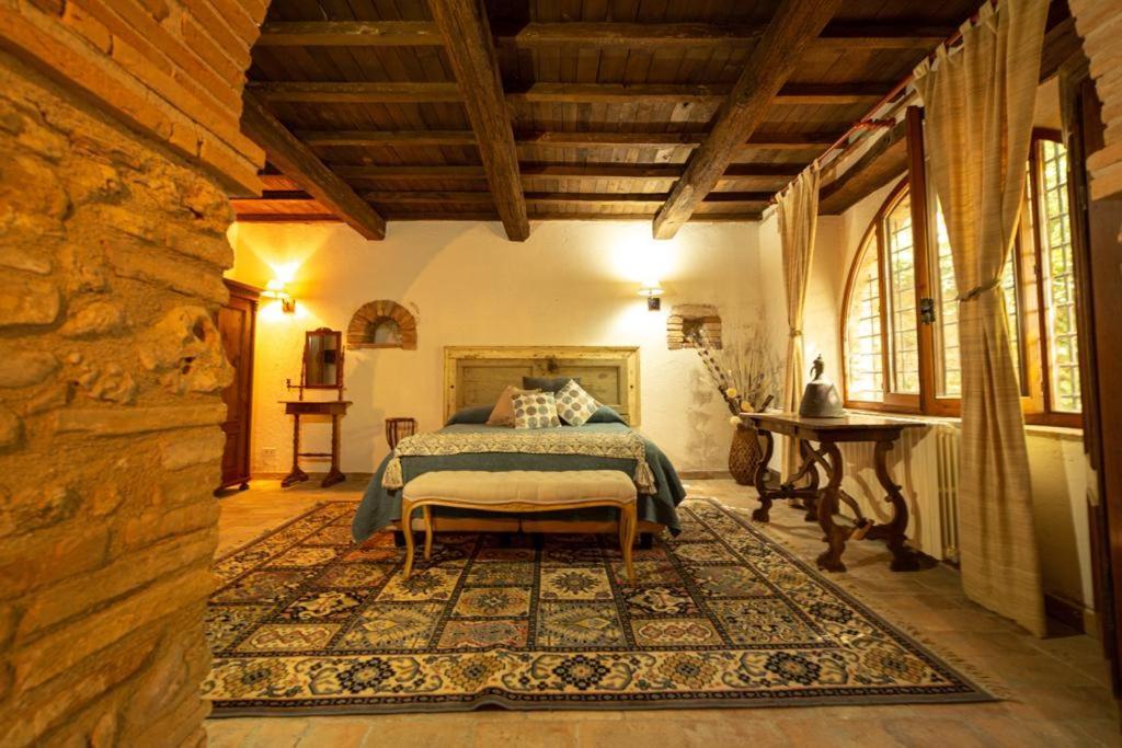 Casale Alessandri Massa Martana Bagian luar foto