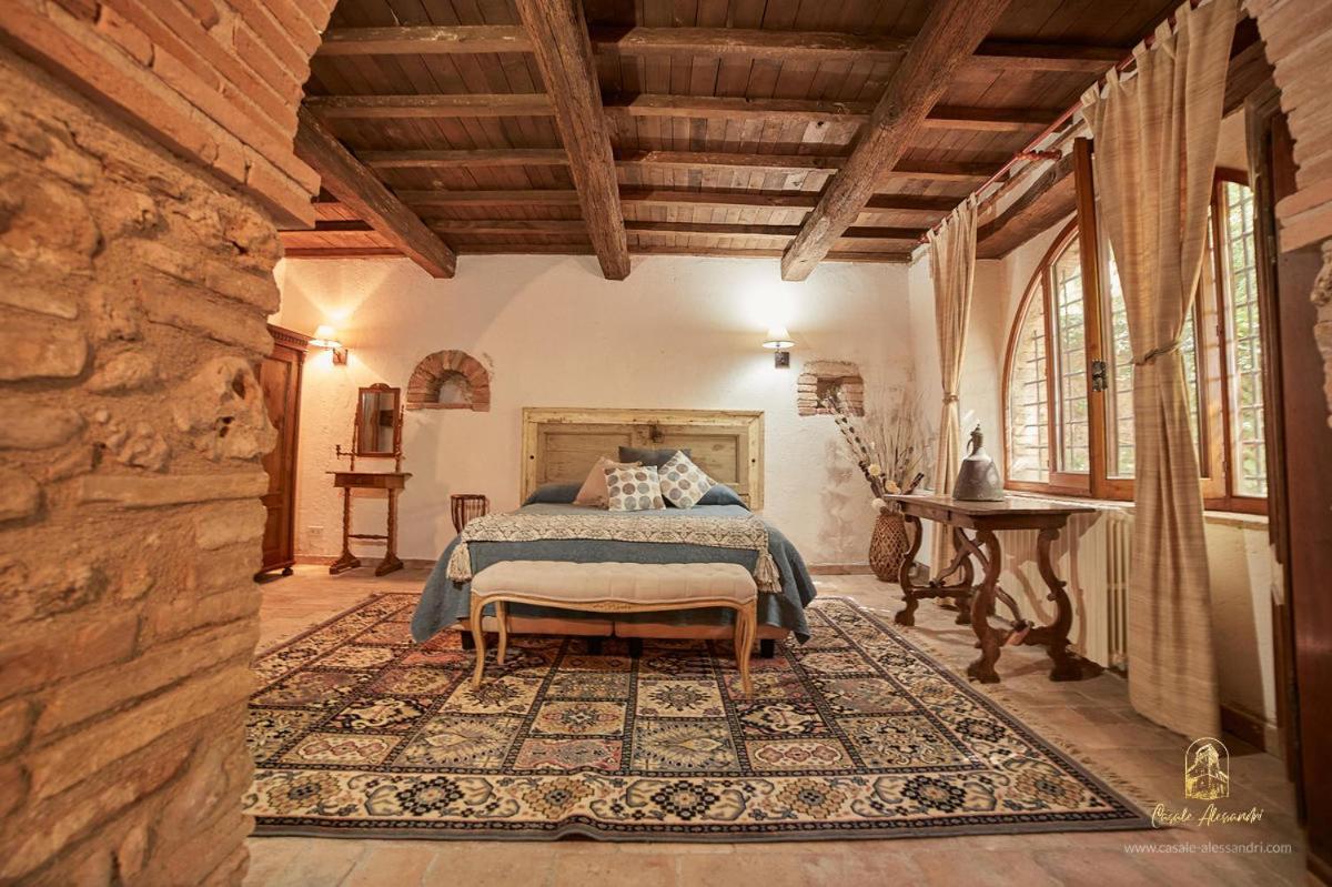 Casale Alessandri Massa Martana Bagian luar foto